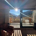 Chalet Khione