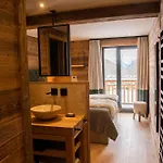 Khione Chalet