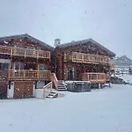 Khione Chalet