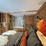 Chalet Khione *
