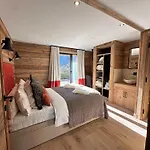 Khione Chalet