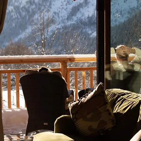 Khione Chalet