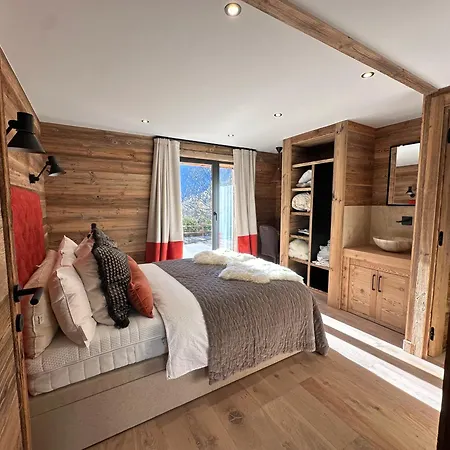 Khione Chalet